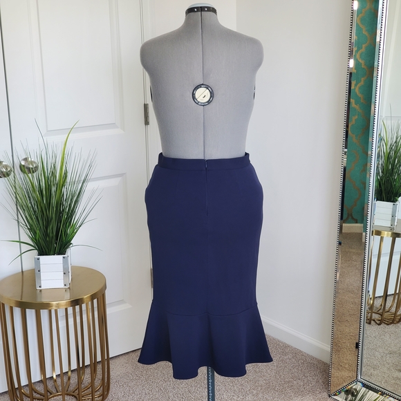 Jemma Women's Skirt, Navy (Size M) - Picture 3 of 8